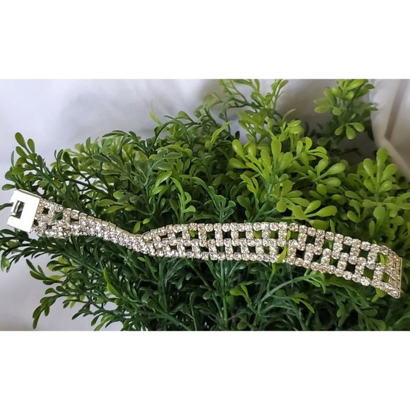 Bracelet WIDE Crystal bling bride bridal Sparkle Bling Jewelry - Picture 7 of 7